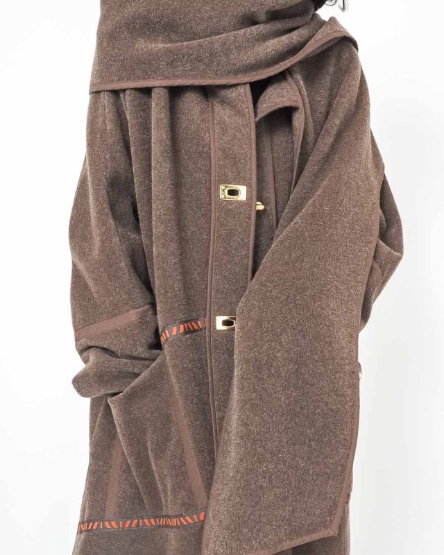 Midi Vintage 90s Brown Angora Wool Coat Size M - L - 2